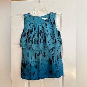 100% silk contemporary turquoise serene ombré sleeveless tiered camisole. XS